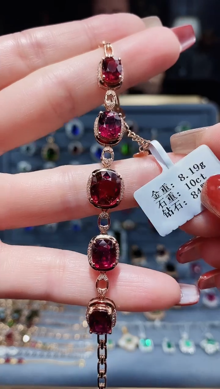 【闪购商品】碧玺手链18K金镶嵌10....