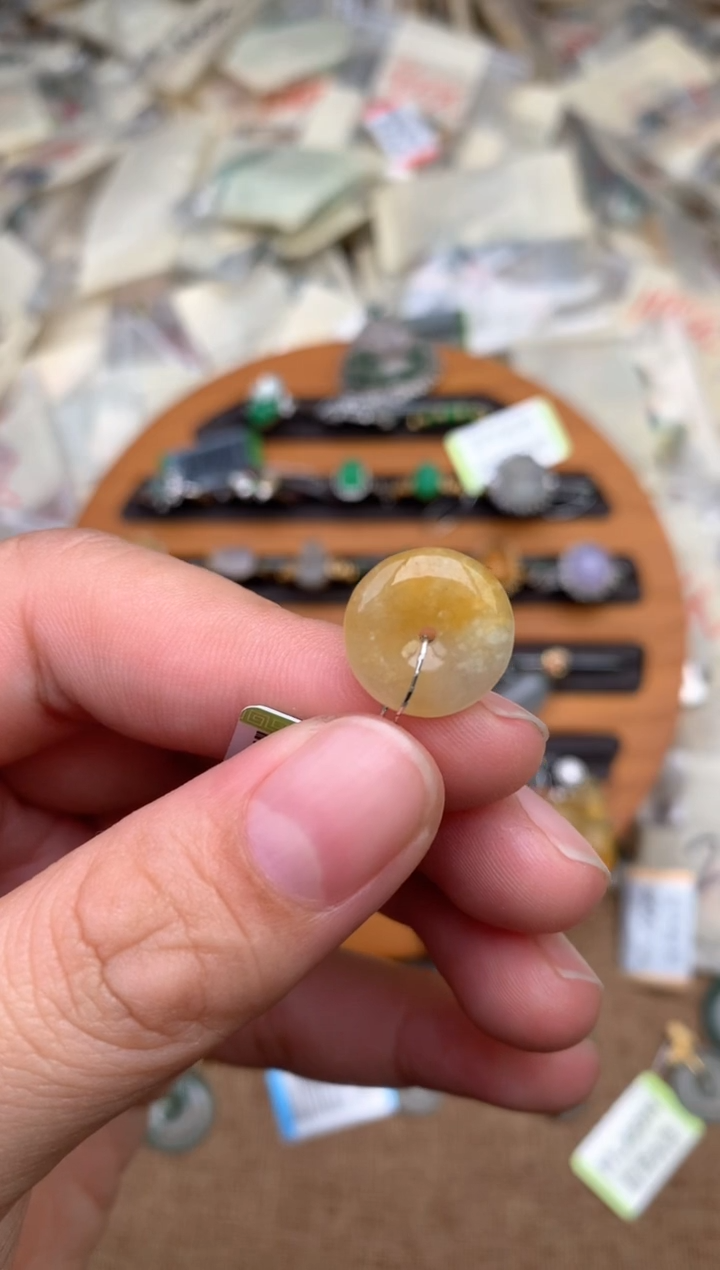 未镶嵌挂件翡翠一