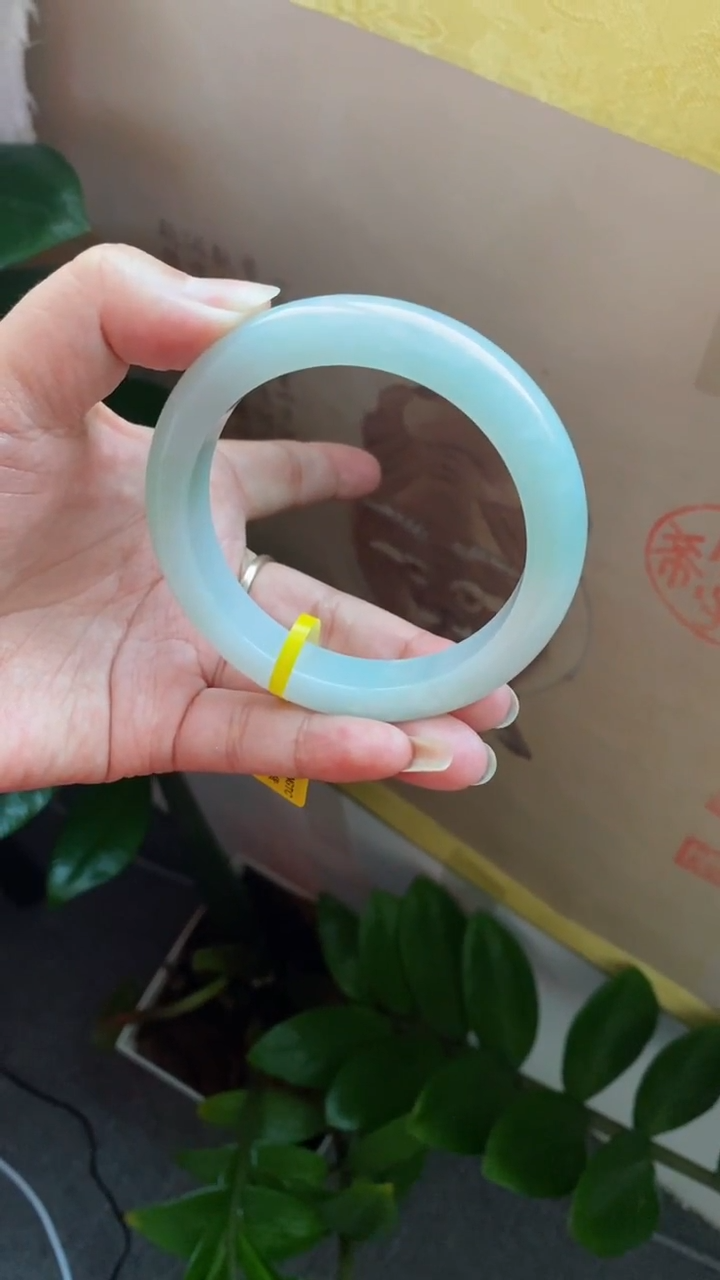 【闪购商品】翡翠手镯未镶嵌（果冻冰胶晴蓝）34号
