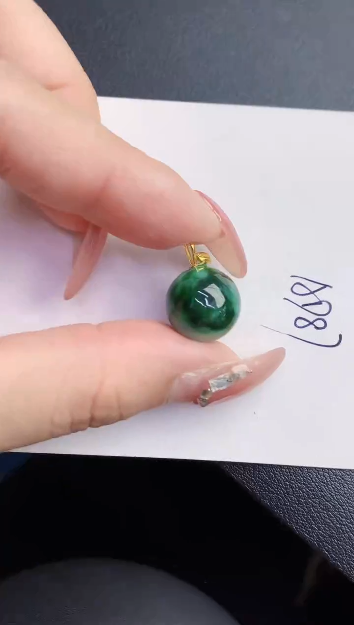 【闪购商品】翡翠颈饰18K金镶嵌000000000000