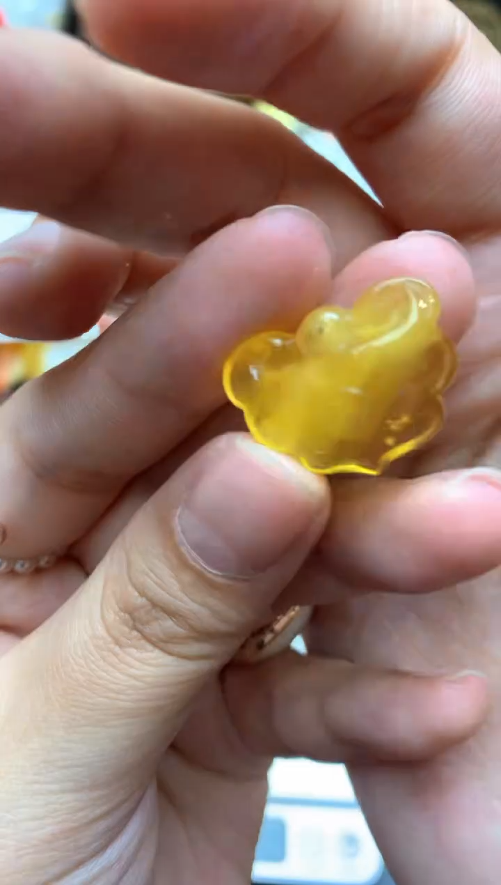 【闪购商品】琥珀珠宝奇石未镶嵌004琥珀蜜蜡花粉有纹小坑介意勿拍