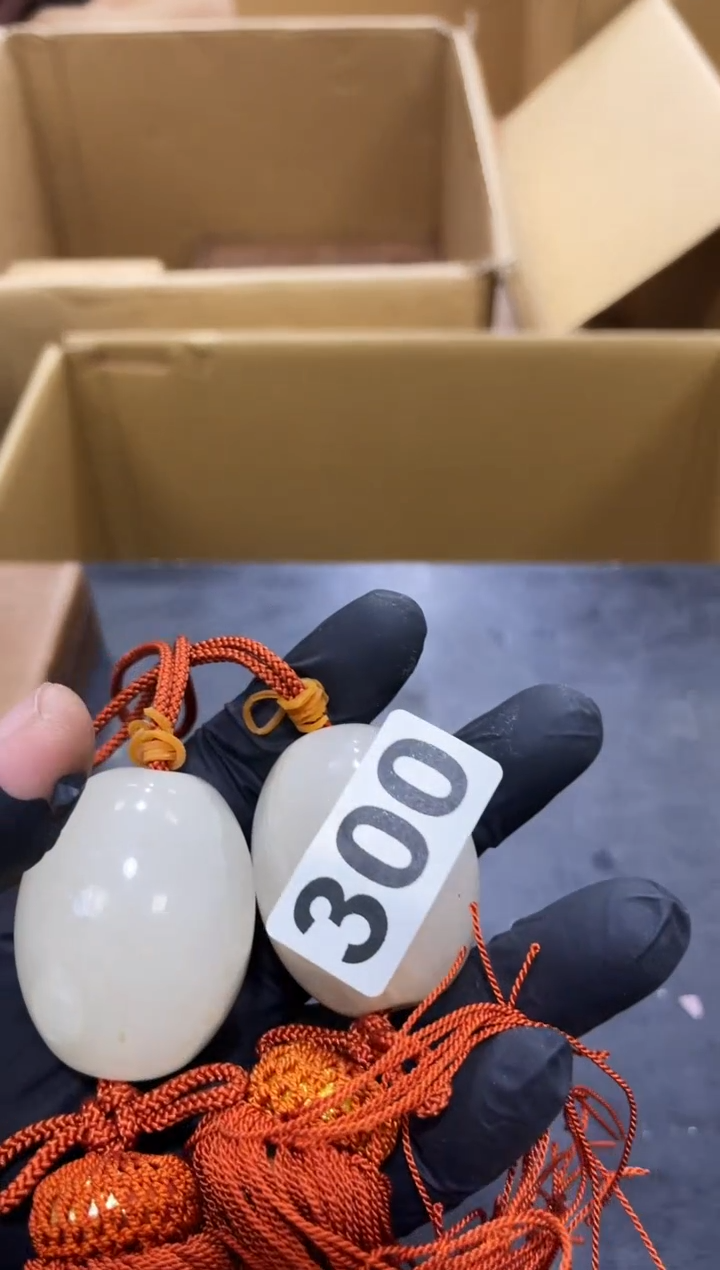 流*枫如图所示 阁集工艺品