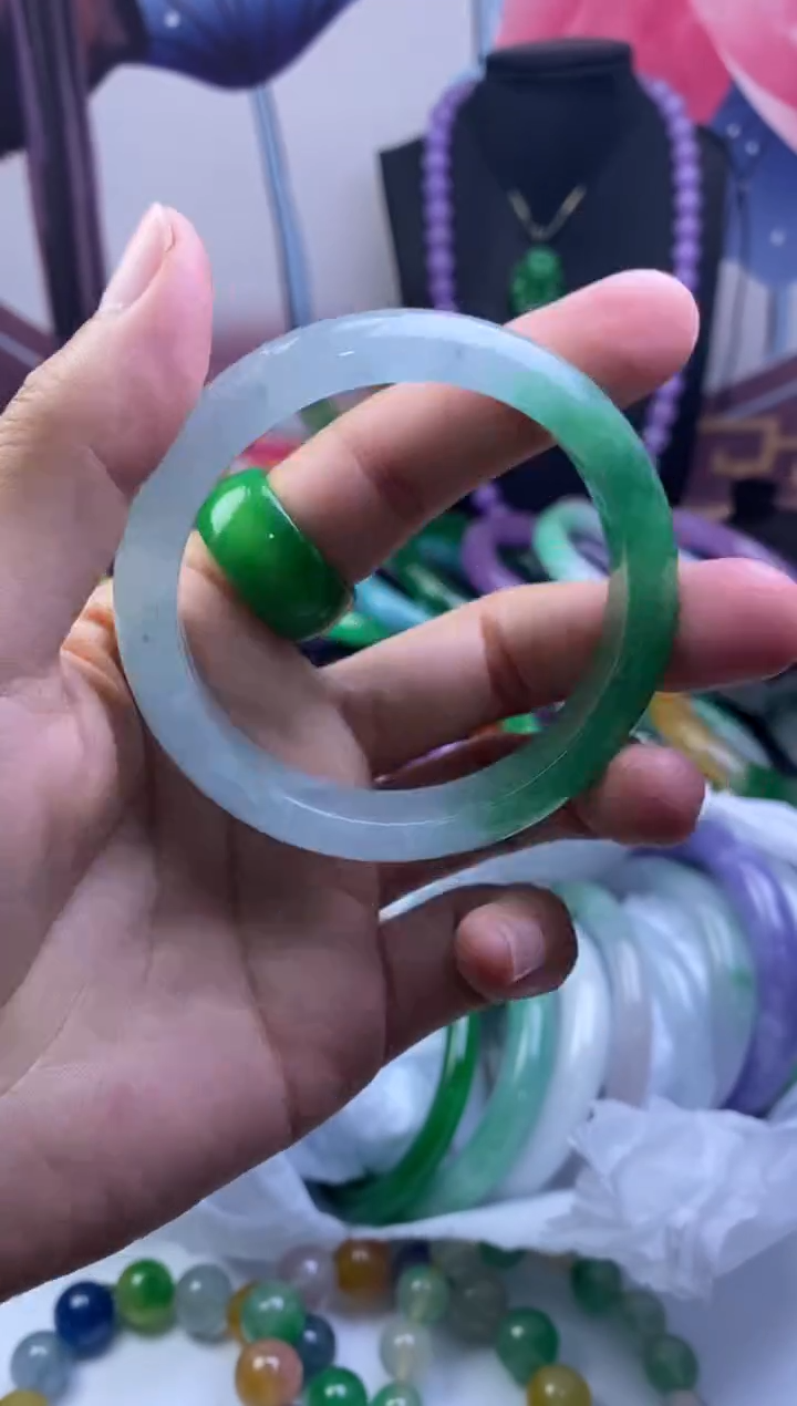 非金属仿水晶手镯