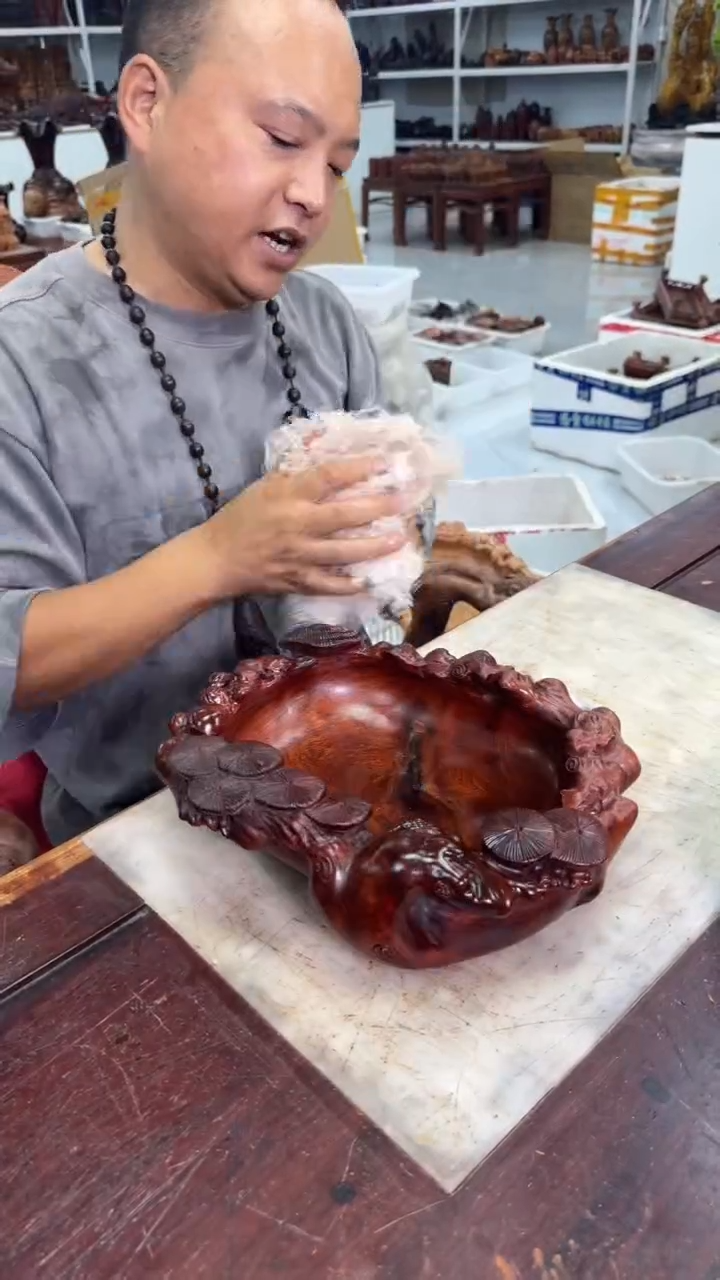 花梨木类木雕款工艺品88888888