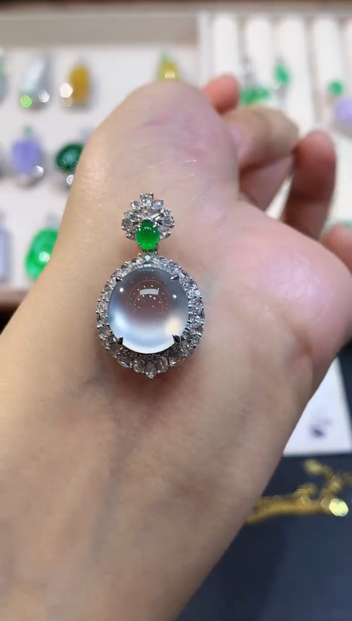 翡翠18K金镶嵌吊坠(不含链)LZ0665多样性发其一