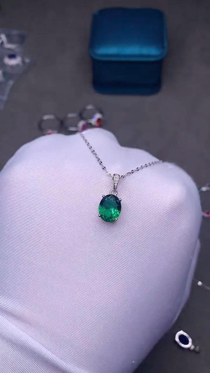 【闪购商品】祖母绿颈饰银S925镶嵌·····