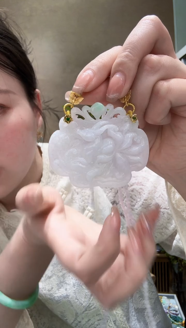 【闪购商品】翡翠未镶嵌颈饰吊坠