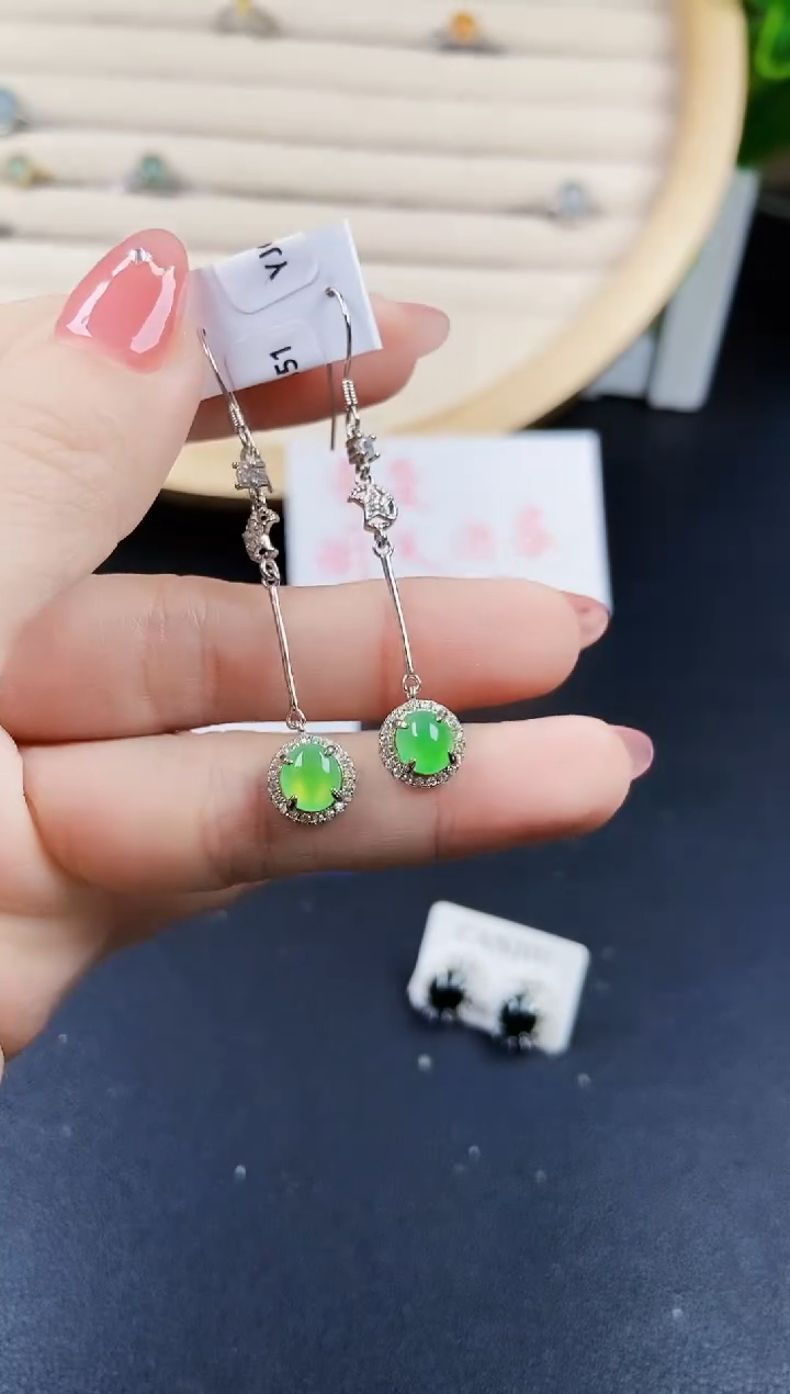 【闪购商品】翡翠耳饰银S925镶嵌120120120