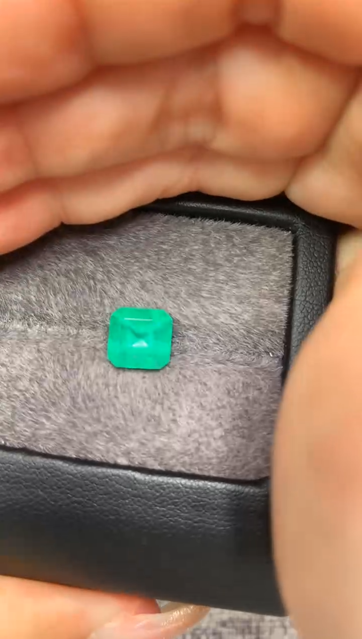 【闪购商品】定制祖母绿裸石未镶嵌祖切型 祖母绿 2.66ct