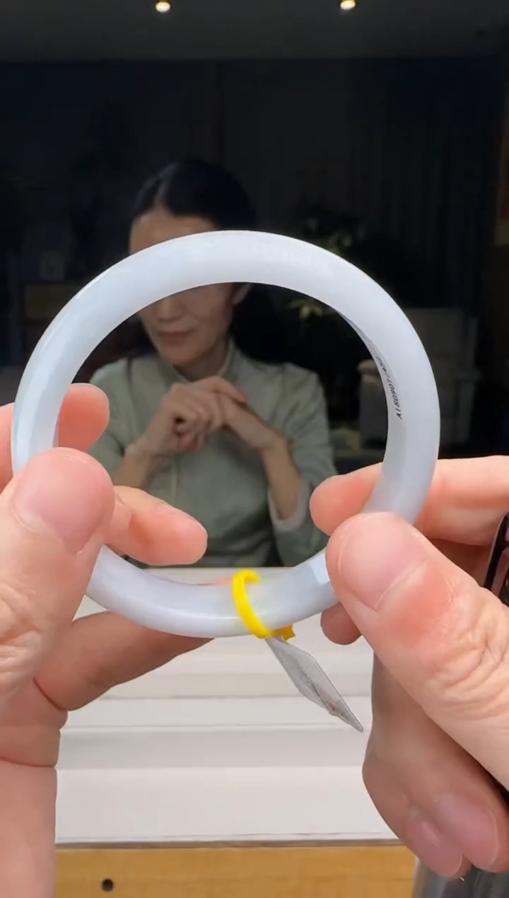 【闪购商品】翡翠手镯未镶嵌DY@@960Q3J13868