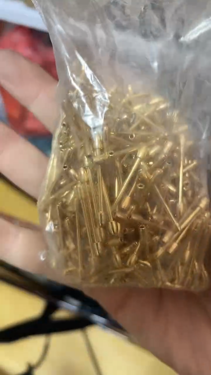 铅皮座    金色  一袋