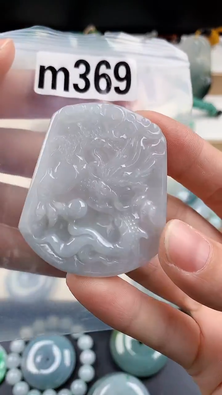 颈饰未镶嵌翡翠天然翡翠吊坠挂件