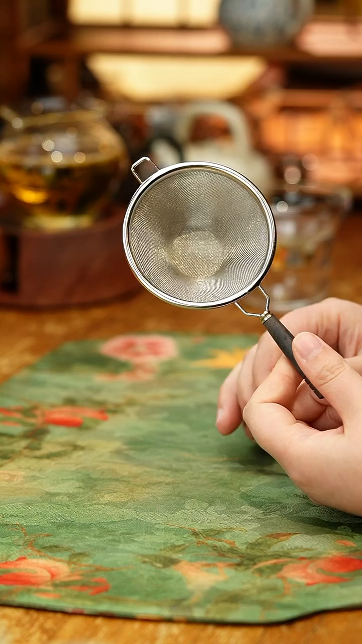 【闪购商品】锥形茶漏/银色链接