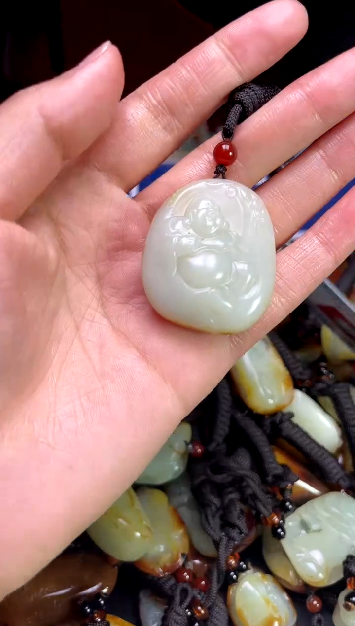 【闪购商品】和田玉颈饰未镶嵌1