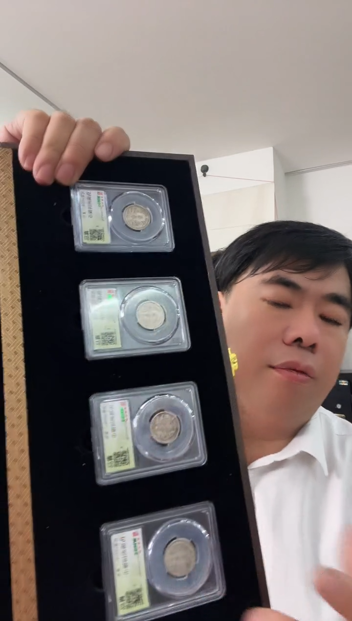 金属  民国机制币双龙4枚 同分数随机发