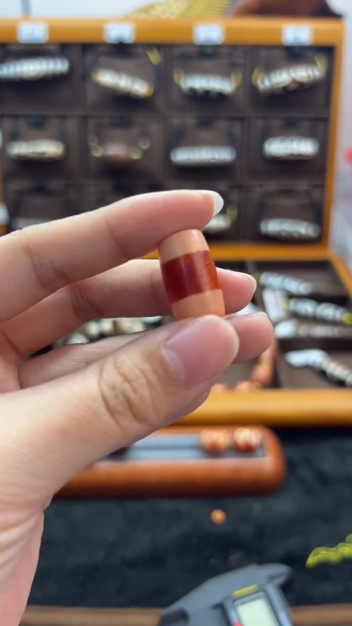 玛瑙/玉髓（覆膜）颈饰未镶嵌72（微瑕随机发货）