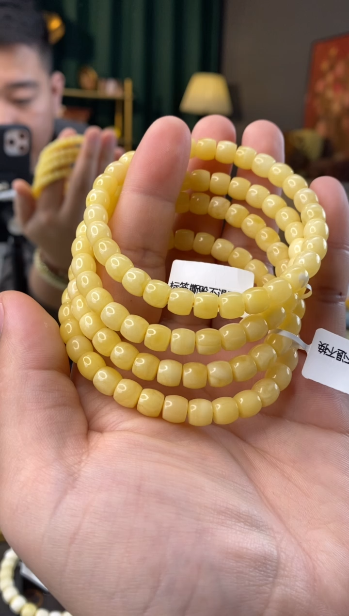 【闪购商品】蜜蜡手串未镶嵌7mm直切微瑕多样性发其一