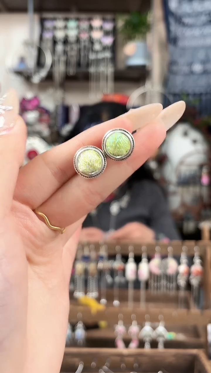 织绣民族风非遗老绣饰品272