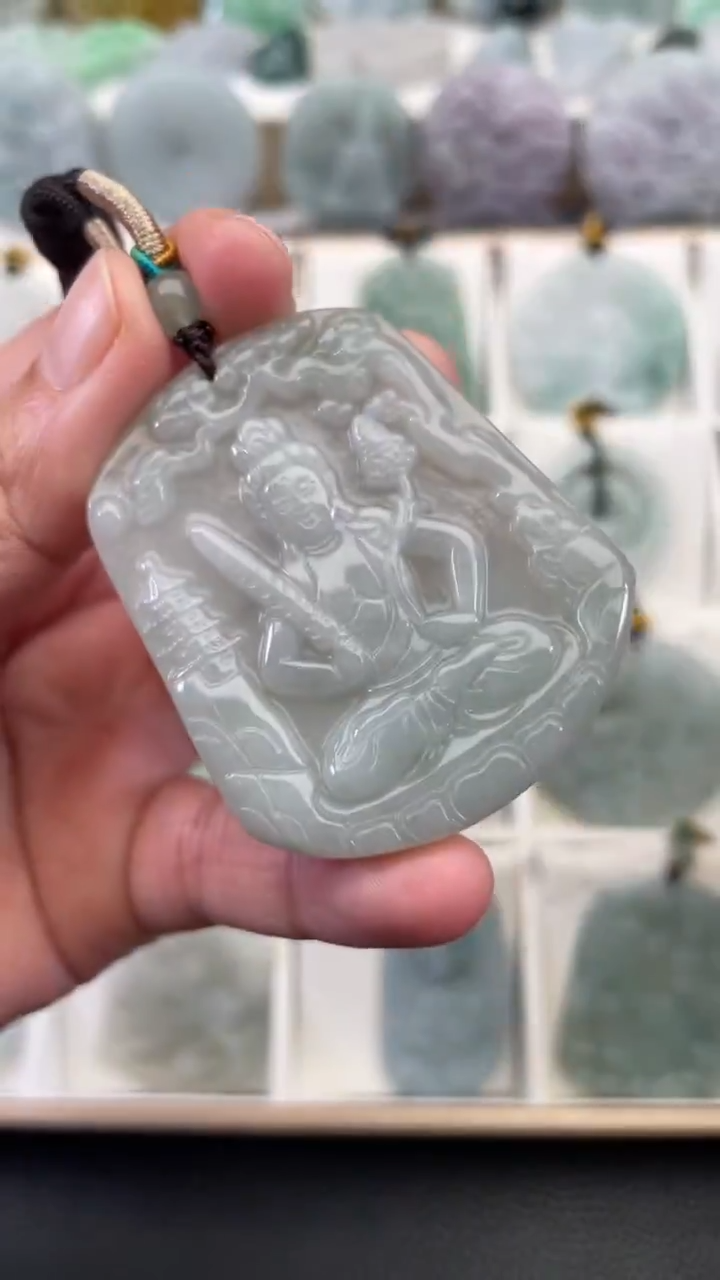 颈饰未镶嵌翡翠天然缅甸翡翠A货48