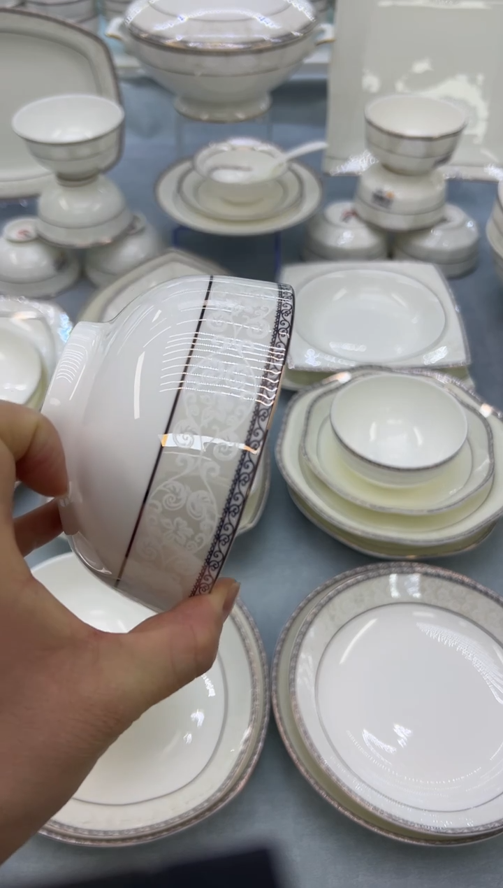 骨瓷玲珑5奥8个  