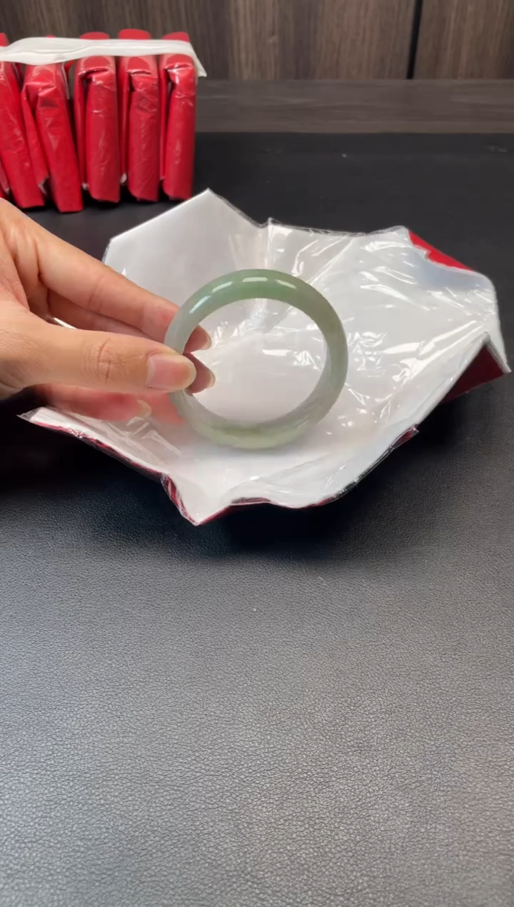 未镶嵌手镯翡翠9933