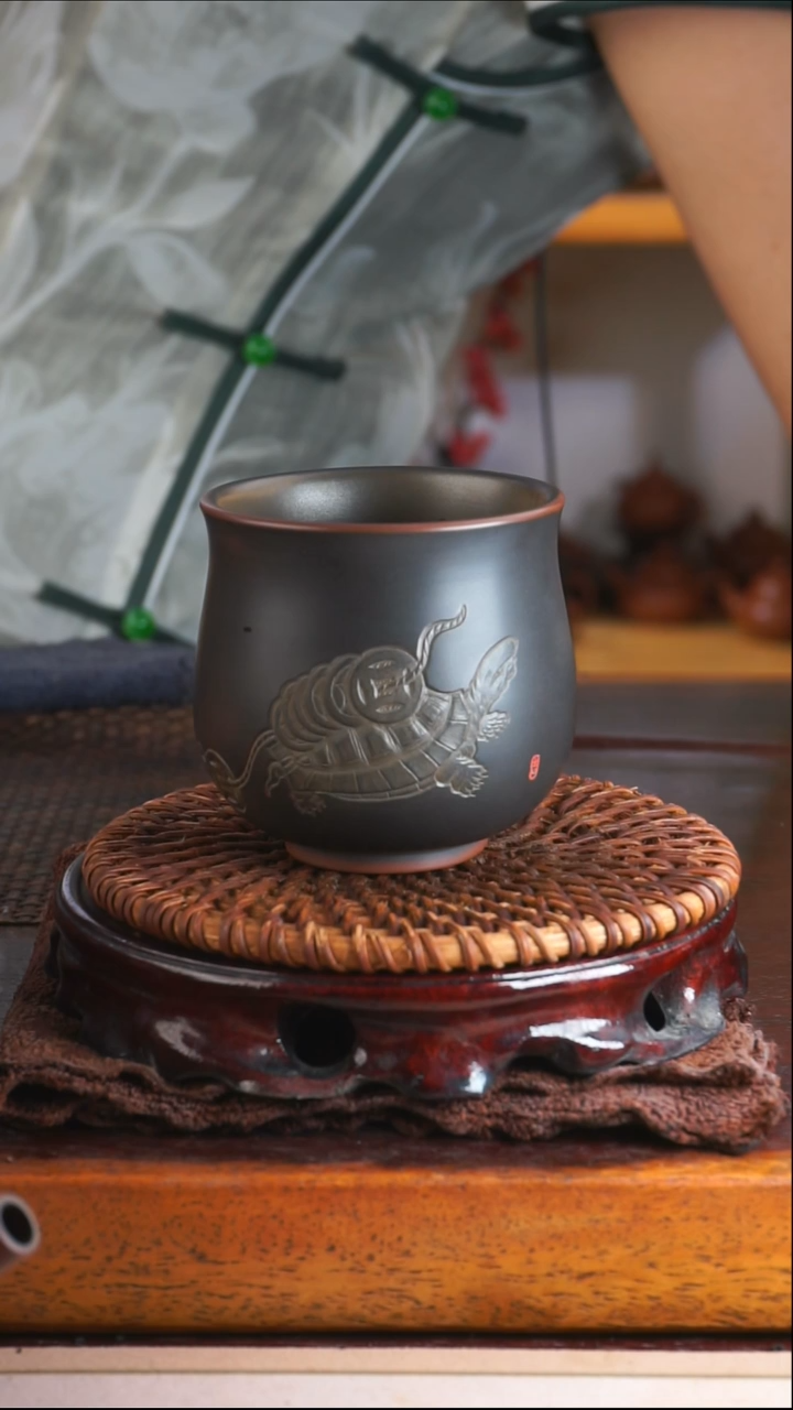 /陶易*广西钦州坭兴陶茶杯