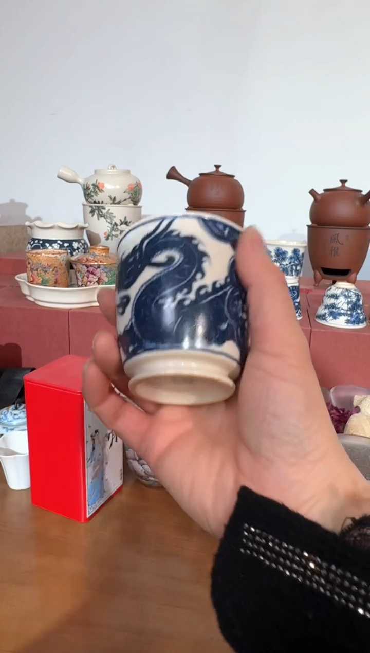 【闪购商品】霖松堂龙穿花手握杯