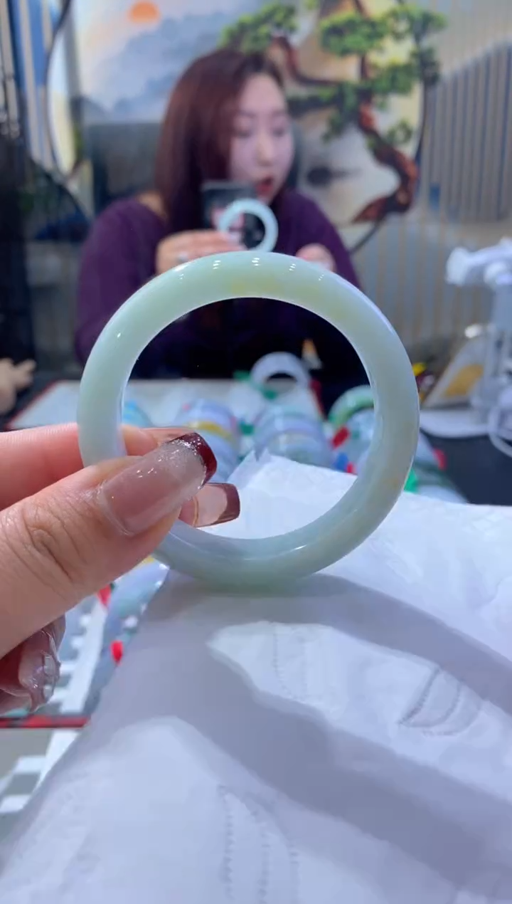 【闪购商品】翡翠手镯未镶嵌00005025