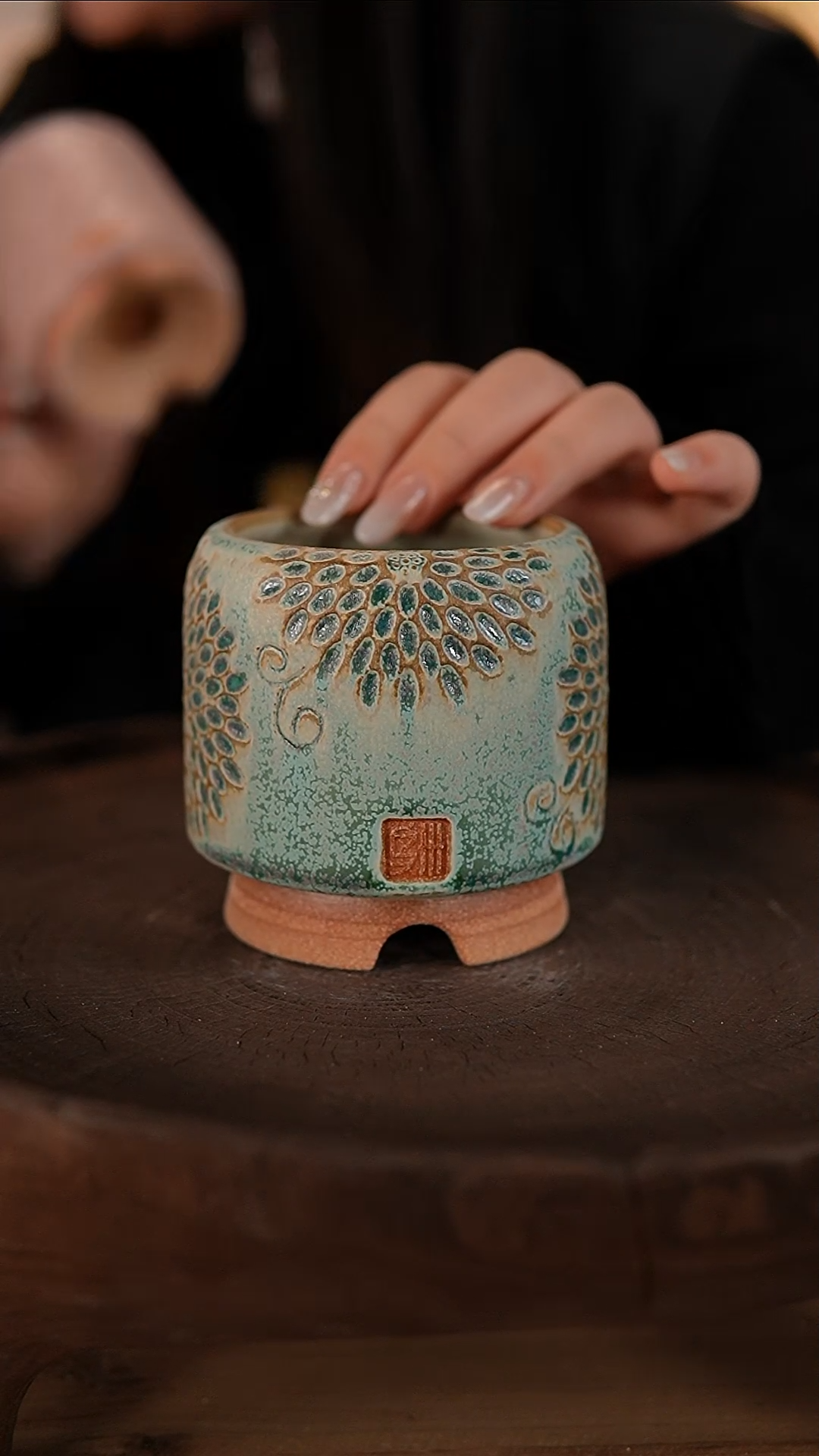 【闪购商品】红陶1-16-038默认微瑕口6.5