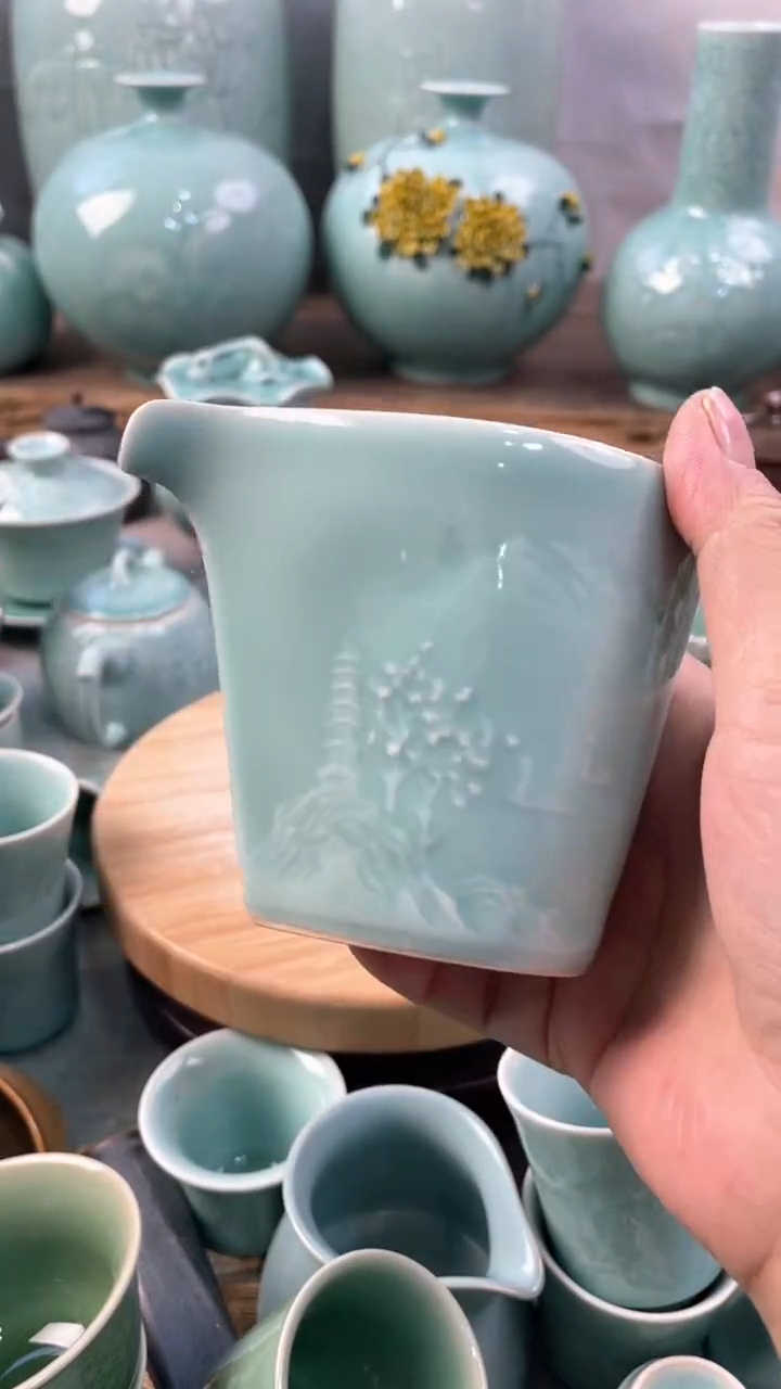 【闪购商品】特价 微瑕 慧仙青瓷