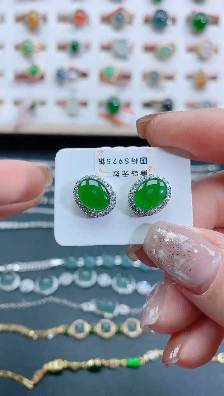 银S925镶嵌翡翠耳饰天然翡翠