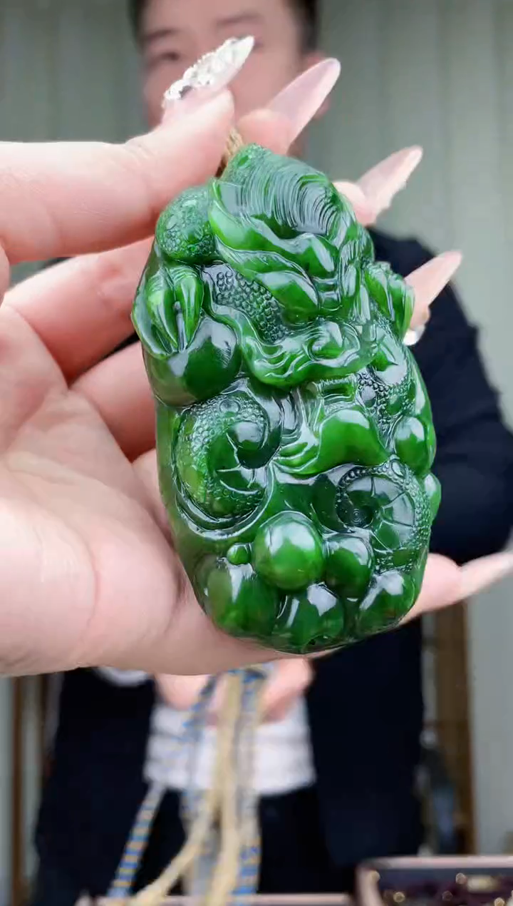 【闪购商品】和田玉挂件未镶嵌拍一发一，多样性发货！