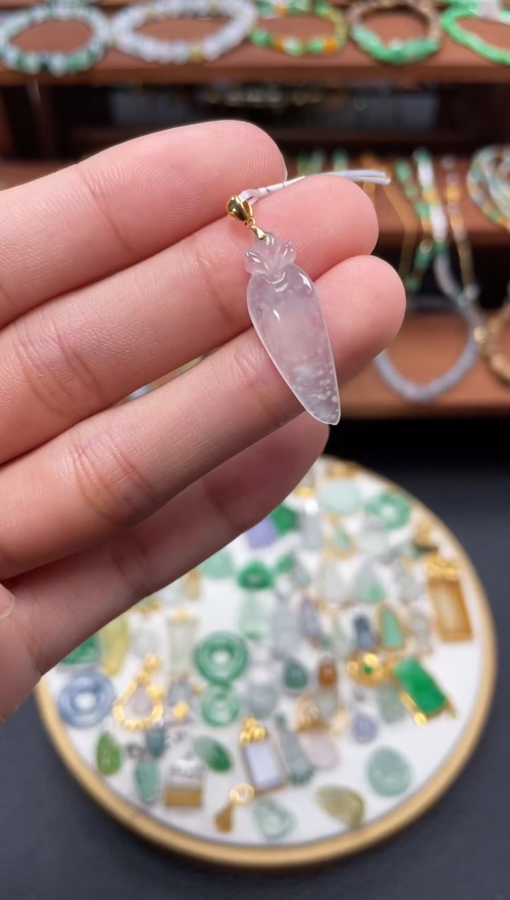 【闪购商品】翡翠吊坠(不含链)18K金镶嵌一个 JK619