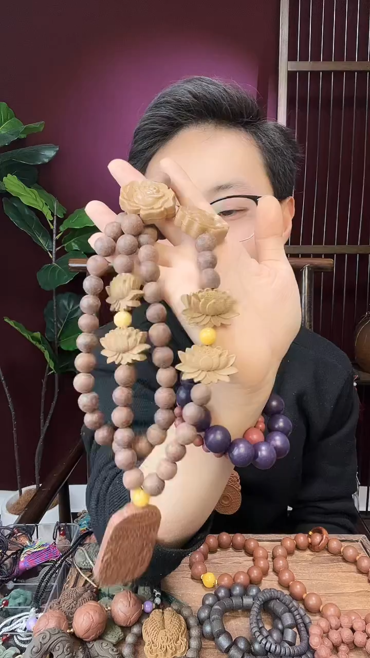 珠串金颜茉莉+宫廷龙涎脖挂