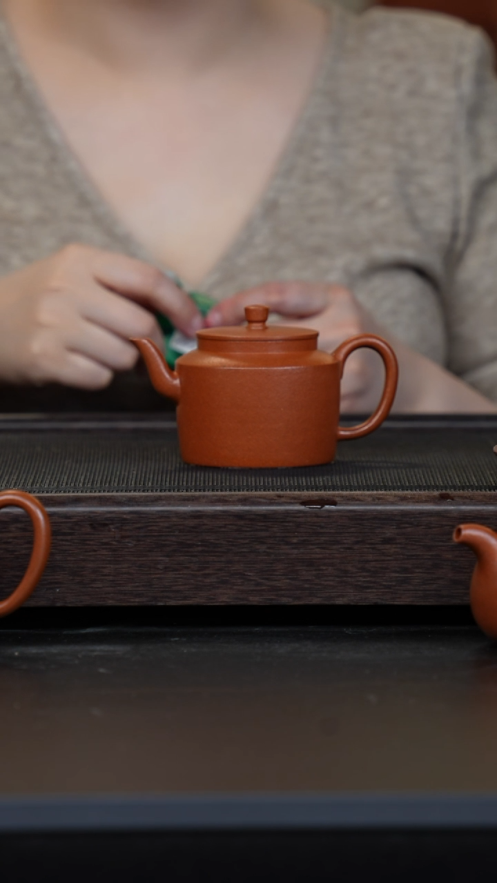 【闪购商品】紫砂茶壶大红泥折肩宫灯