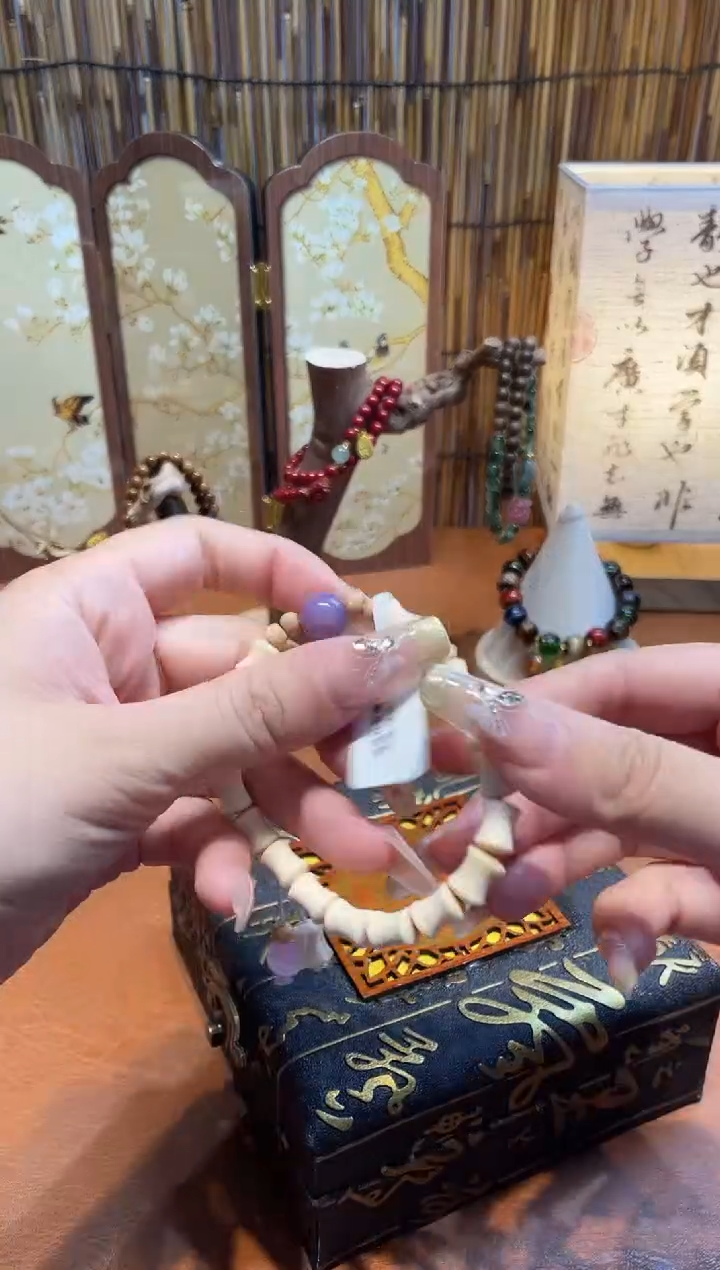 柏木手串/手链沐兮手串珠宝材质配饰（多样性发其一）￥