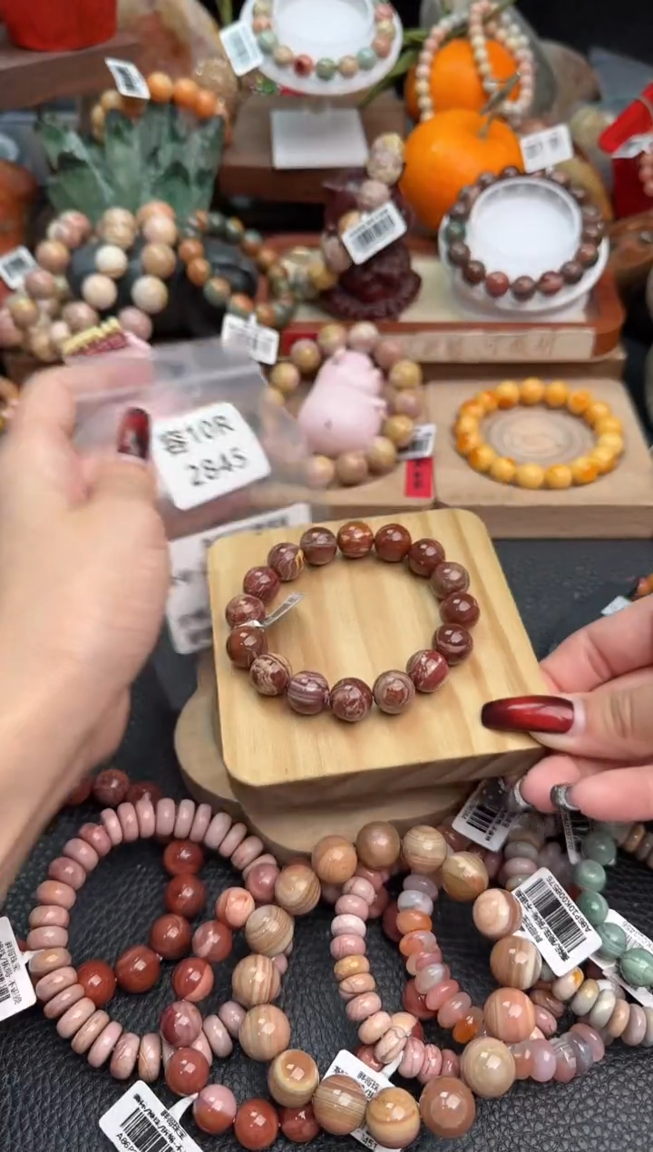 【闪购商品】石英质玉手链未镶嵌10R2845