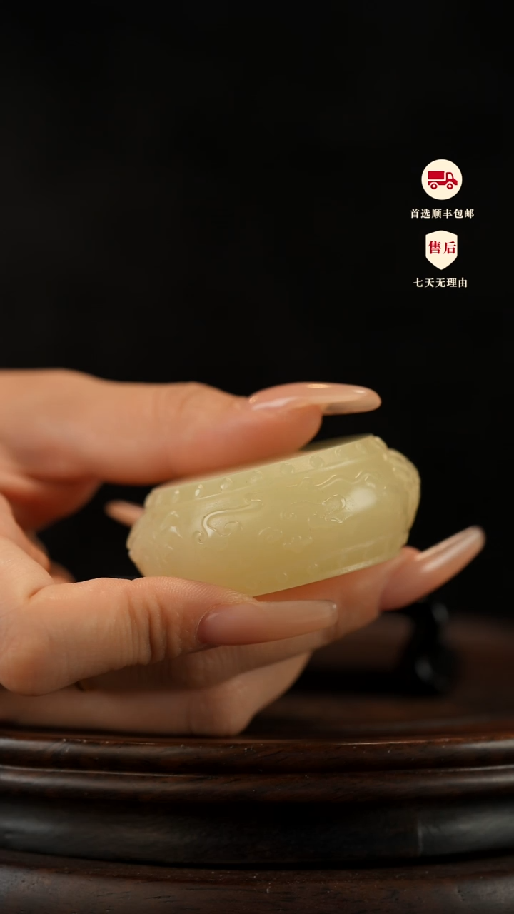 云南石竹叶青雕刻：一鼓貔貅摆件手把件镇尺