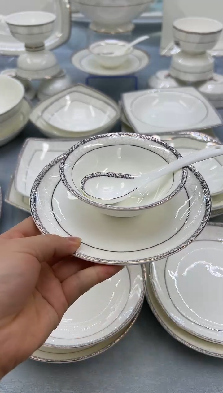 骨瓷玲珑7月光6个 