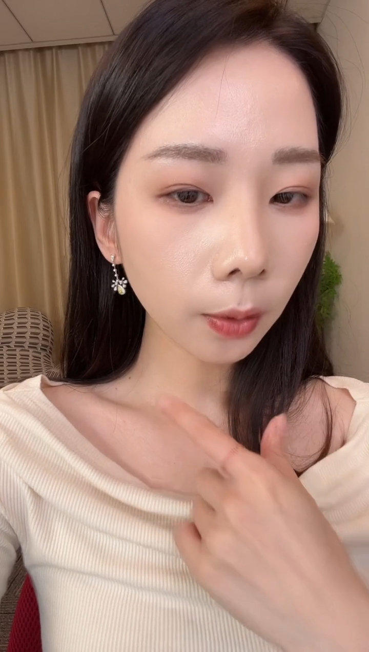 【闪购商品】钻石耳饰18K金镶嵌BE6629#-W+Y#142