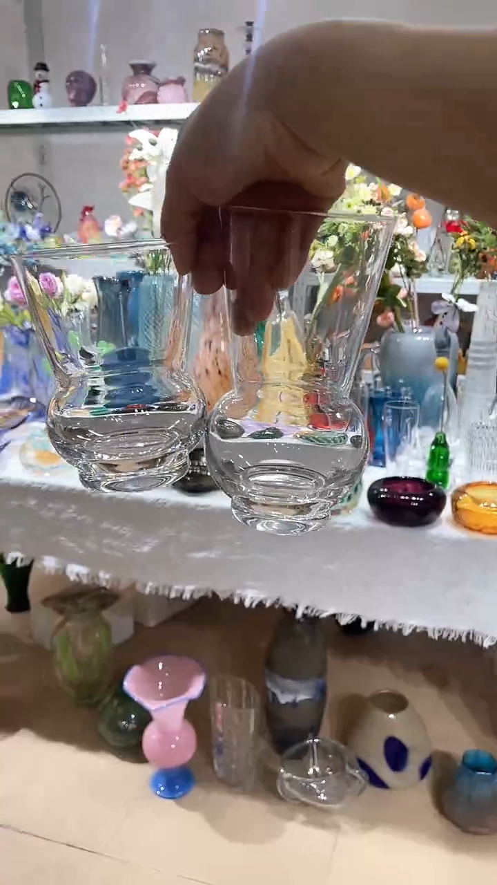 【闪购商品】水晶玻璃2只不同款喇叭状水杯