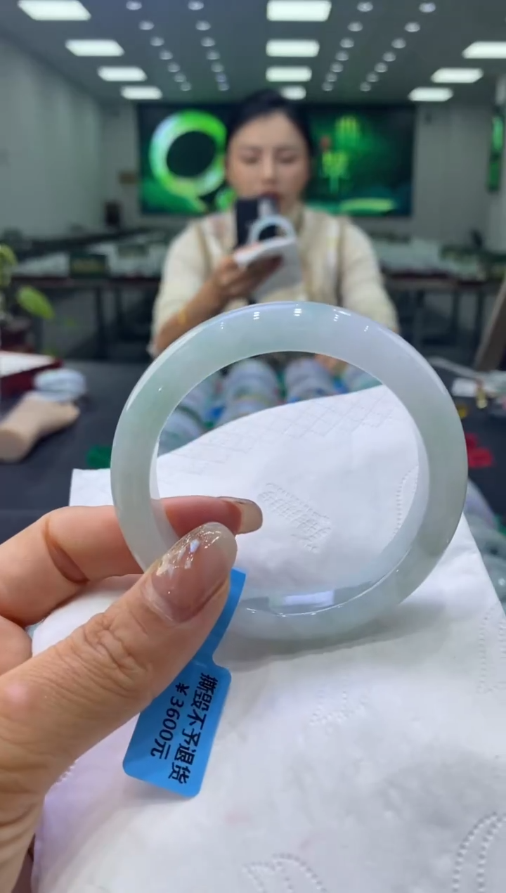 未镶嵌手镯翡翠00001474