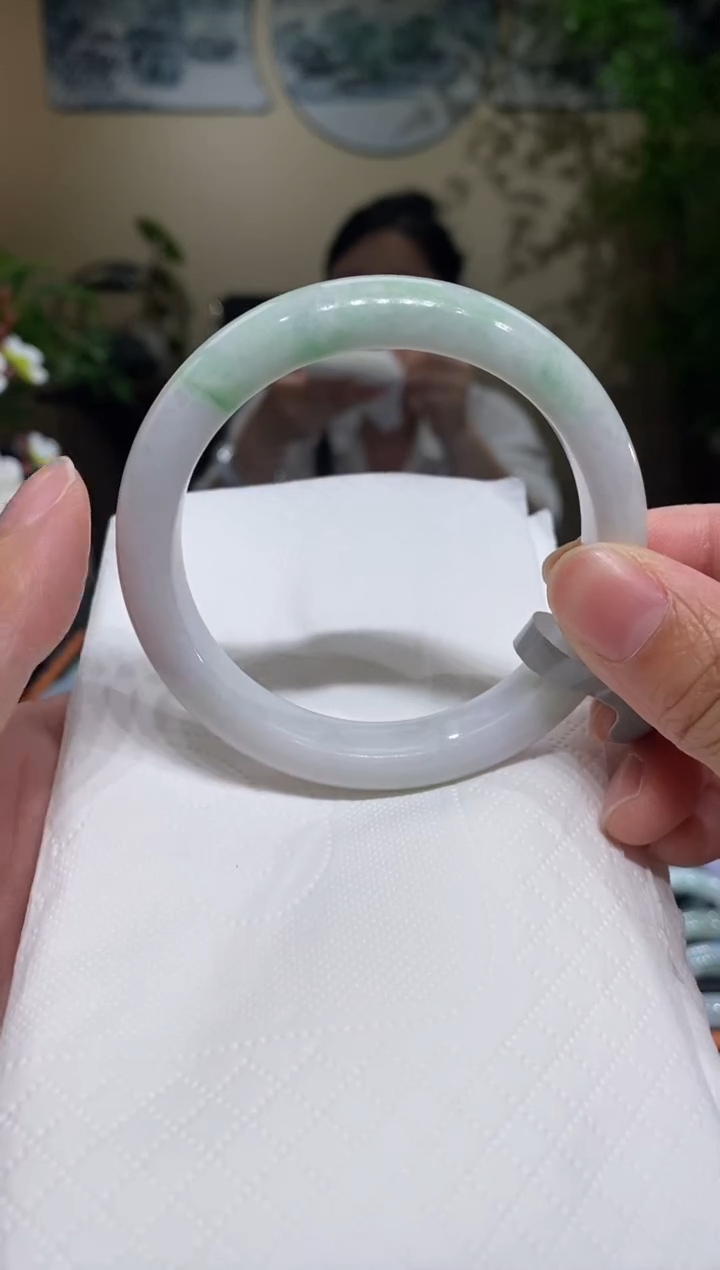 翡翠手镯未镶嵌圈口57-58