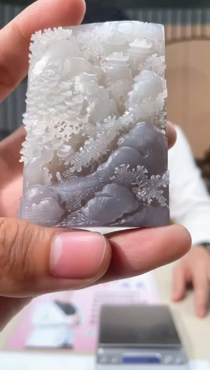 【闪购商品】定制和田玉和田玉（多样性拍一发一带证）120130