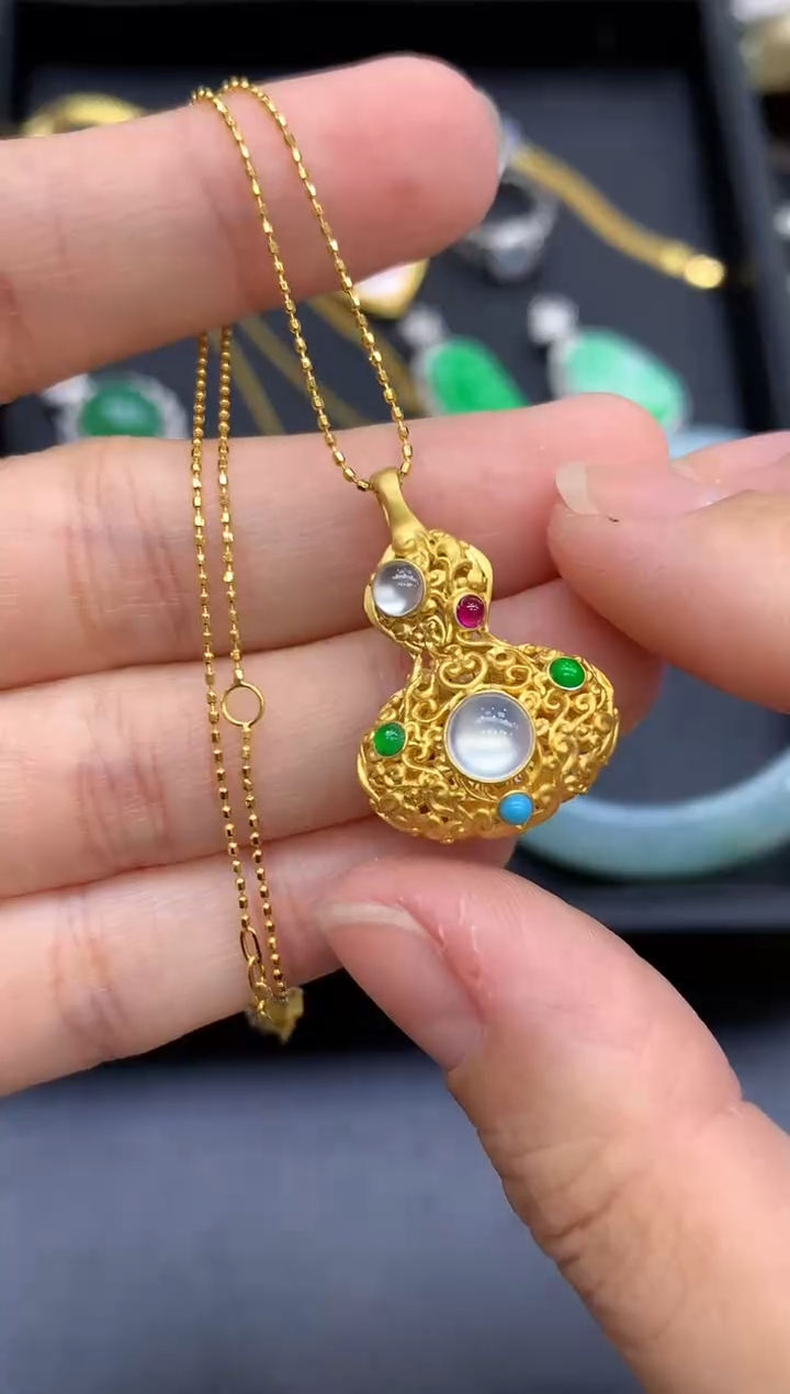 颈饰18K金镶嵌翡翠589-中国好珍宝