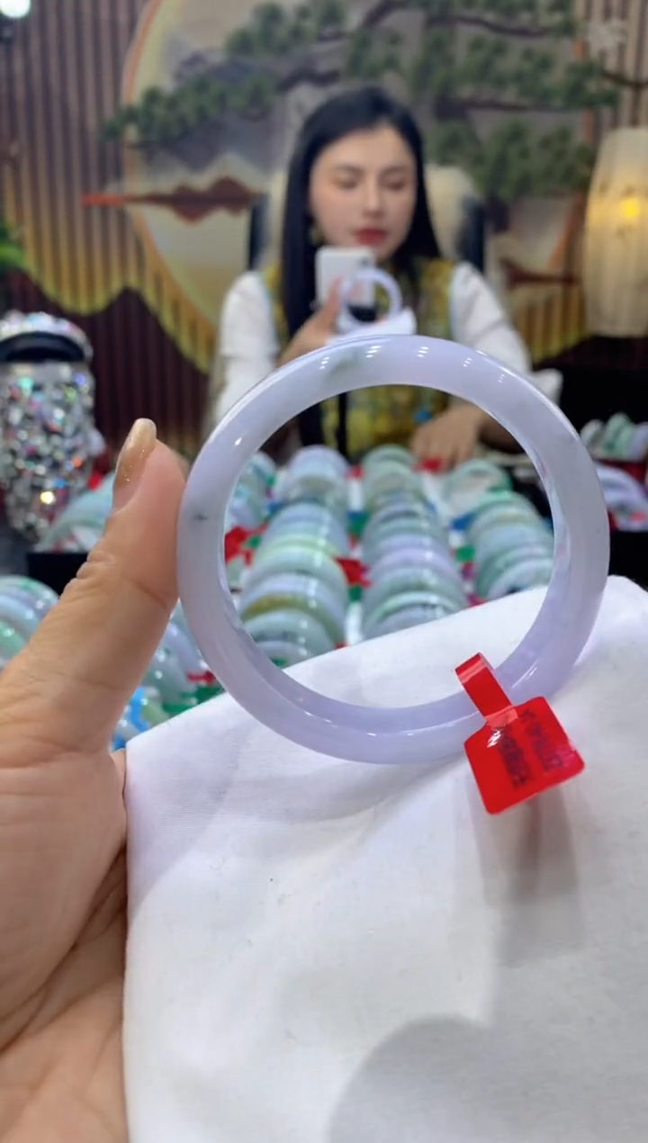 【闪购商品】翡翠手镯未镶嵌多人07011