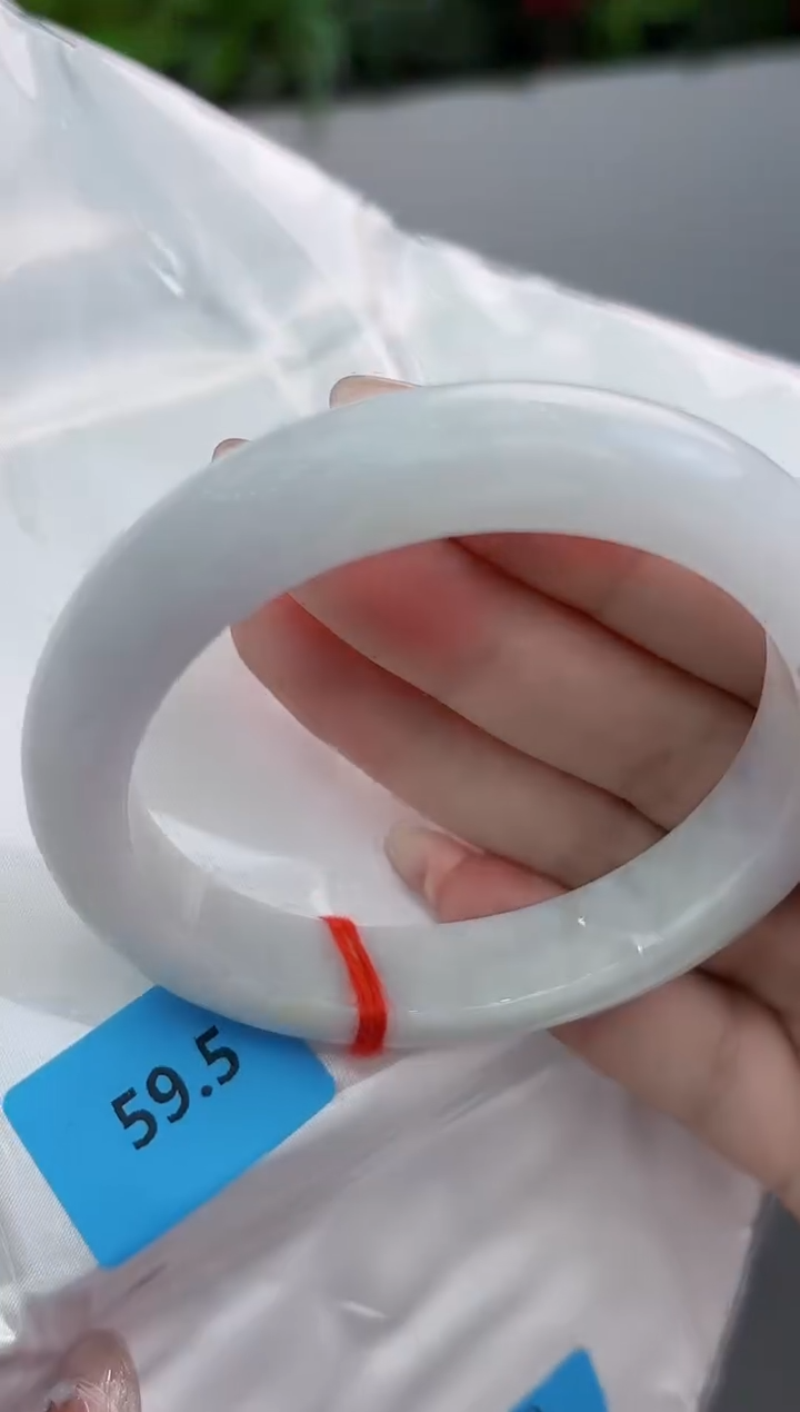 【闪购商品】翡翠手镯未镶嵌翡翠手镯