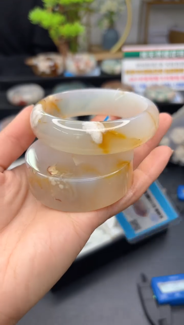 【闪购商品】石英质玉手镯未镶嵌C575(59圈赠送镯心)