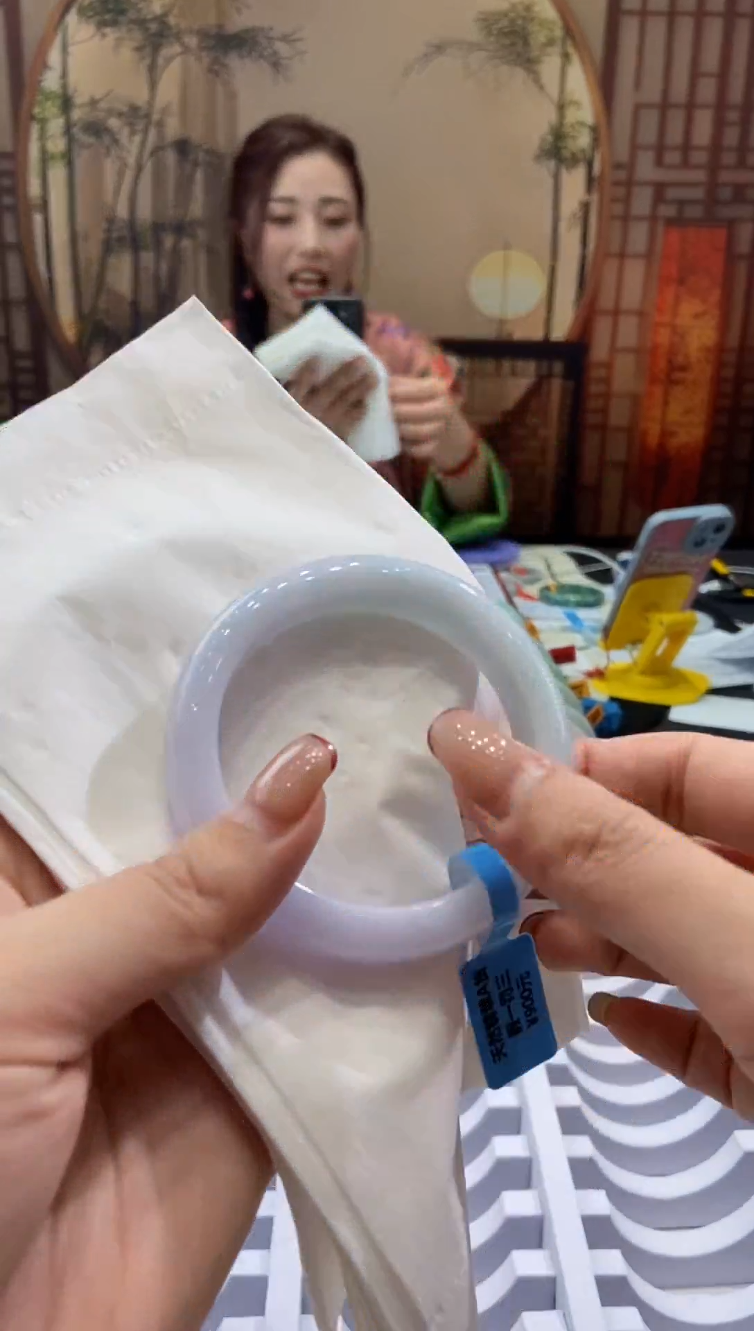 【闪购商品】翡翠手镯未镶嵌00010710