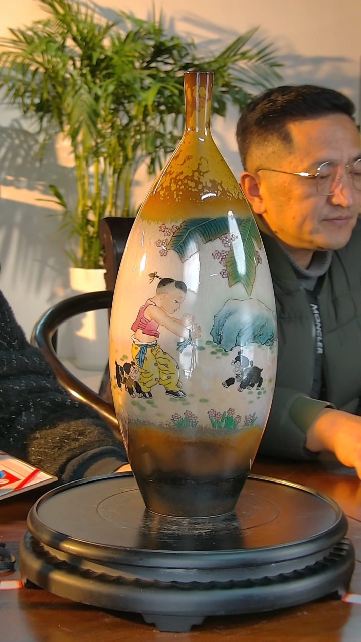 【闪购商品】瓶G44【人间瓷画】《徐水莲》